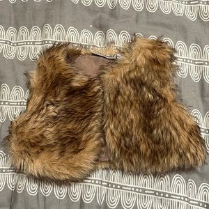 Baby faux fur vest